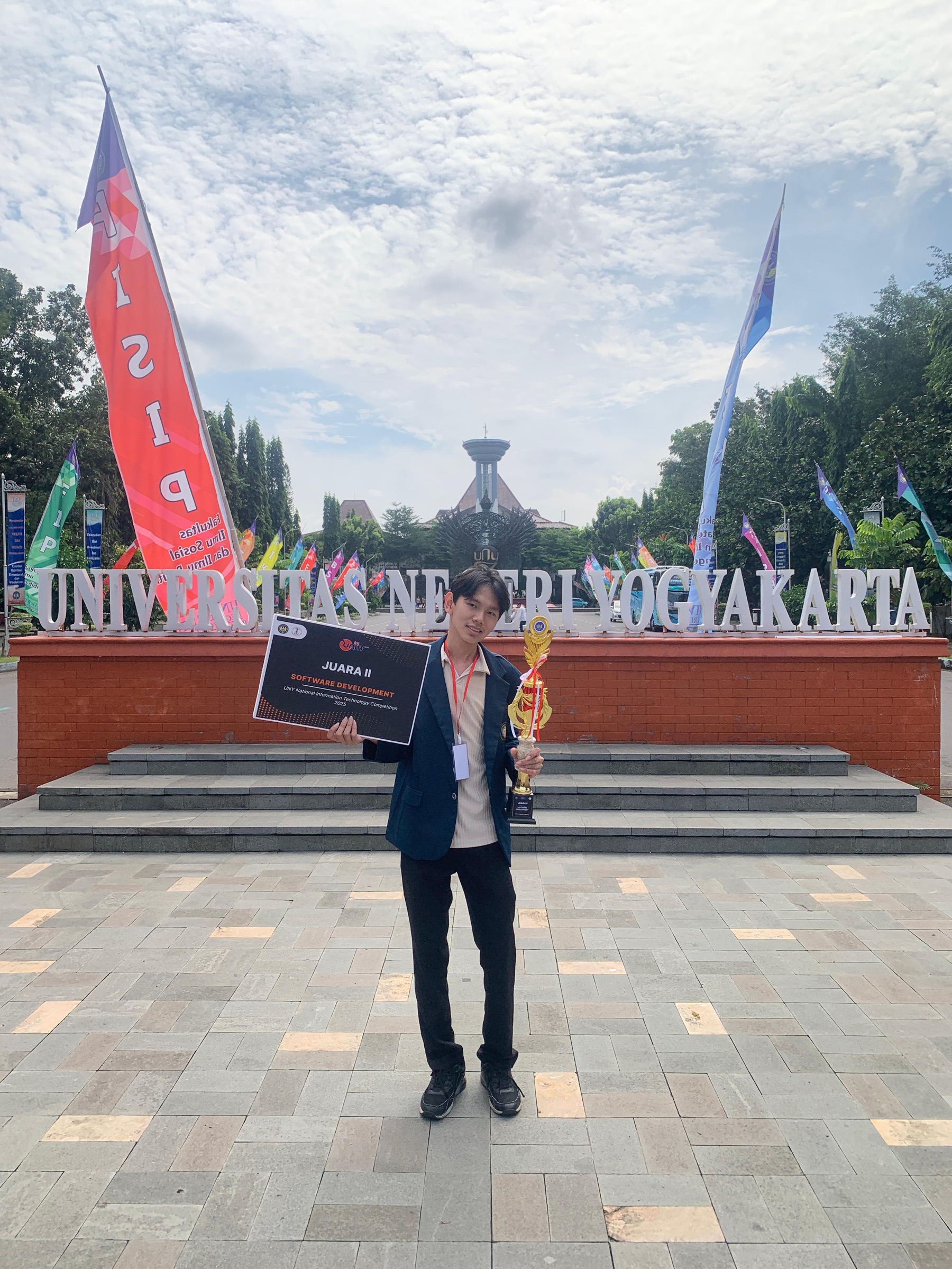 Juara II Software Development UNY 2025